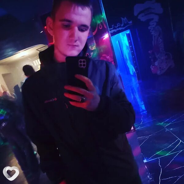 Дмитрий, 23, Иркутске — анкета №2880839
