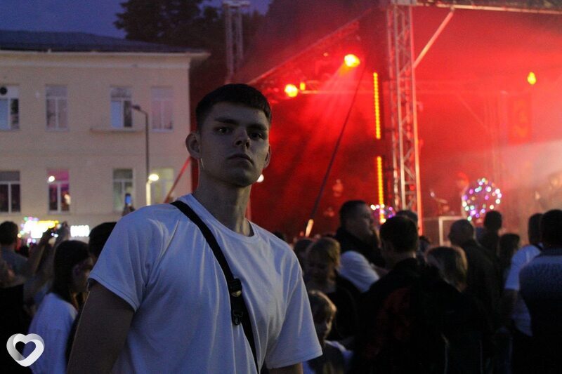 Даня, 18, Иванове — анкета №2882136
