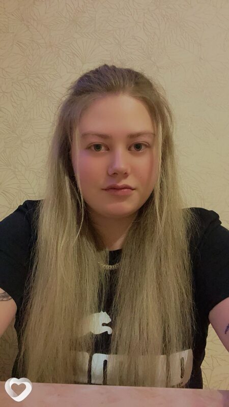 Юлька, 24, Красноярске — анкета №2882598