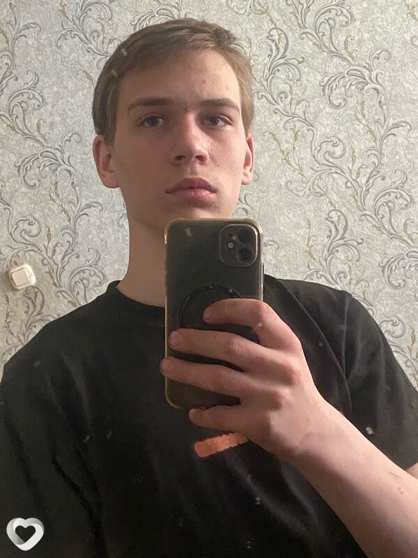 Кирилл, 19, Лобне — анкета №2882486