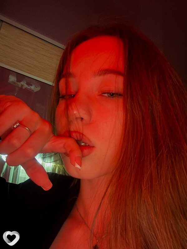 Полина, 20, Минске — анкета №2883812