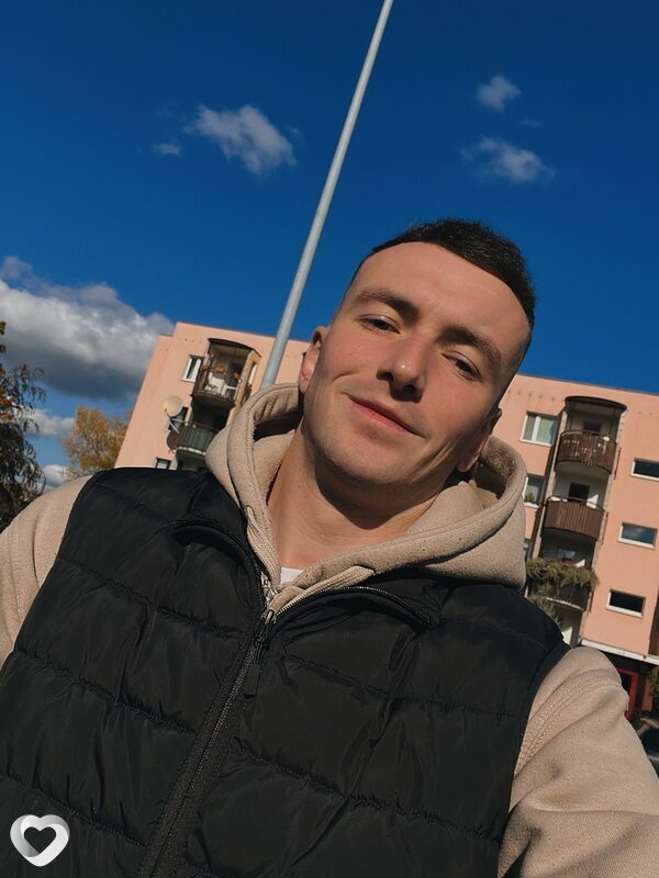 Artur, Варшава