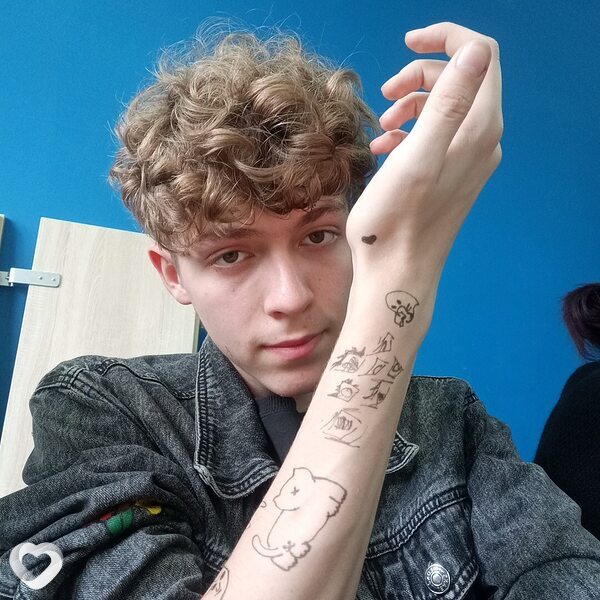 Noname, 18, Волгограде — анкета №2884109