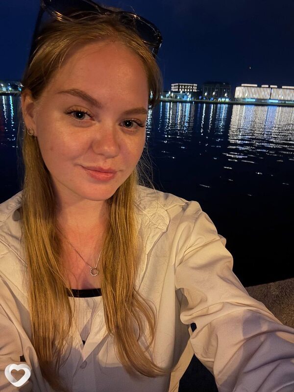 Ксюша, 23, Череповце — анкета №2885000