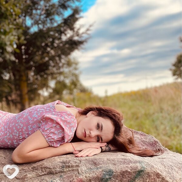 Алена, 21, Витебске — анкета №2885502