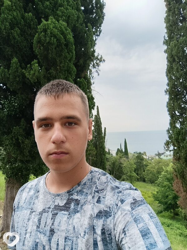 Никита, 19, Новосибирске — анкета №2885266