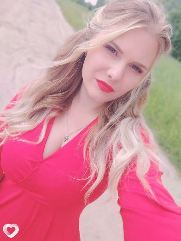 Виктория, 27, Коломне — анкета №2885380