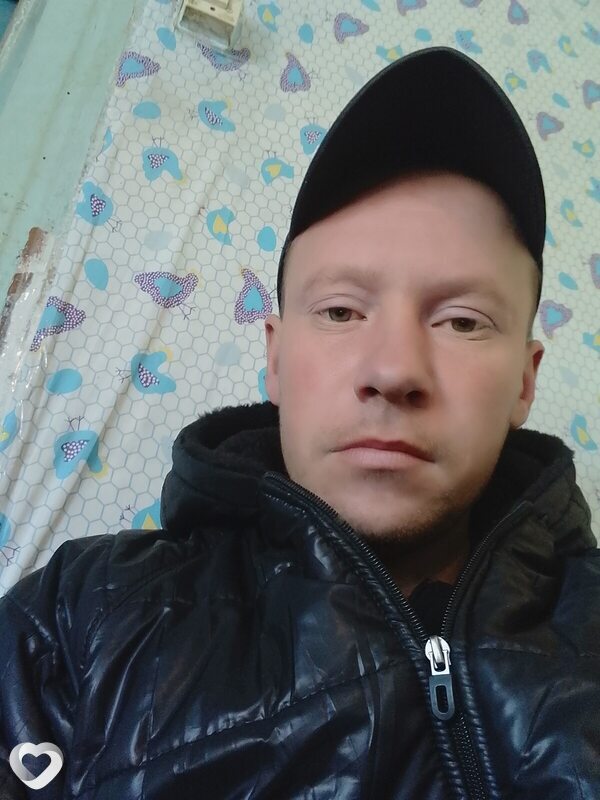 Вова, 27, Новосибирске — анкета №2885341