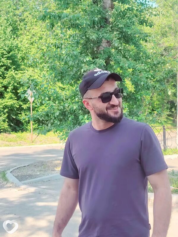 Эдуард, 36, Белогорске — анкета №2885998