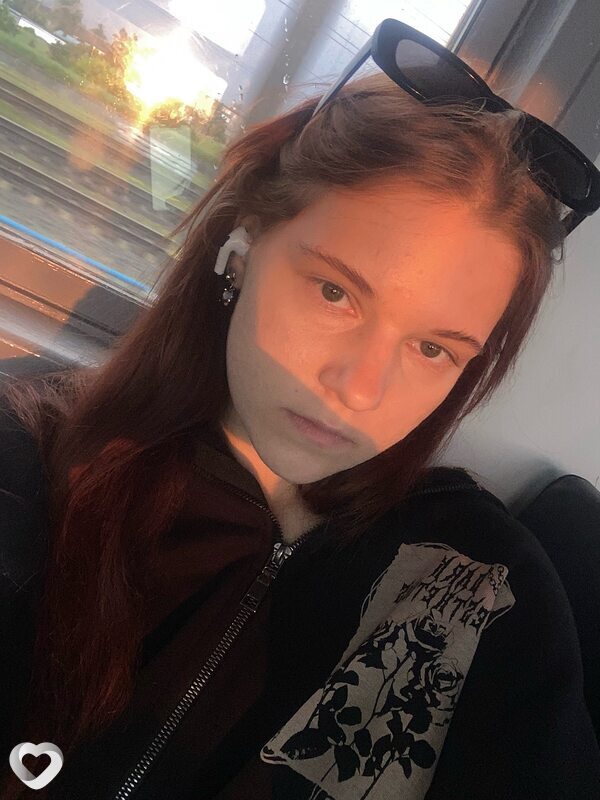 Вика, 18, Слониме — анкета №2886250
