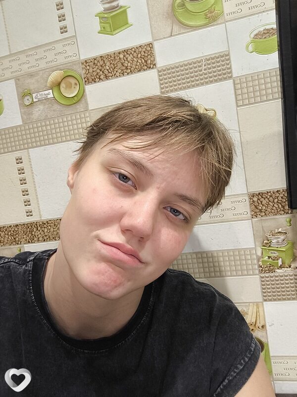Андрей, 19, Апатитах — анкета №2886361