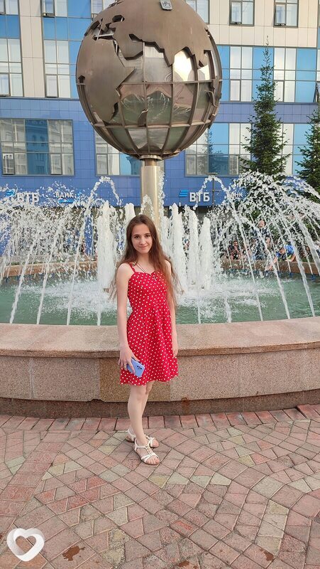 Анна, 28, Екатеринбурге — анкета №2886700