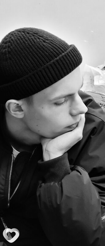 Ростислав, 22, Москве — анкета №2886709