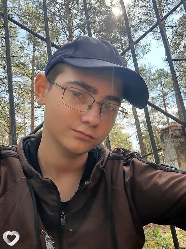 Сергей, 19, Чите — анкета №2886559