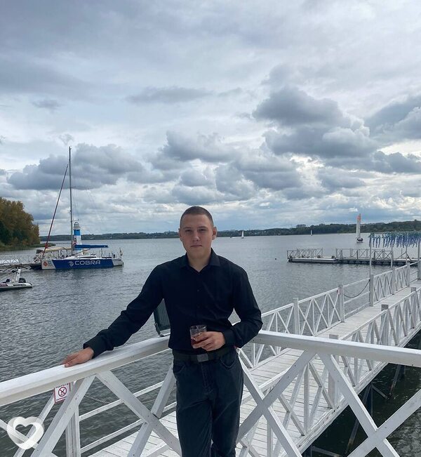 Максим, 22, Новосибирске — анкета №2886724