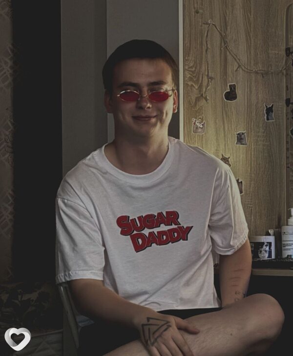 Денис, 21, Тюмени — анкета №2887257