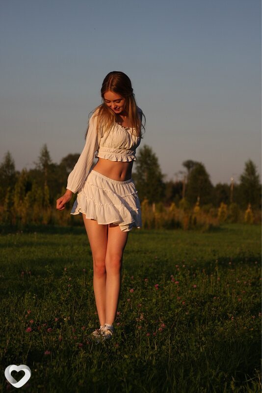 Даша, 20, Смоленске — анкета №2887415