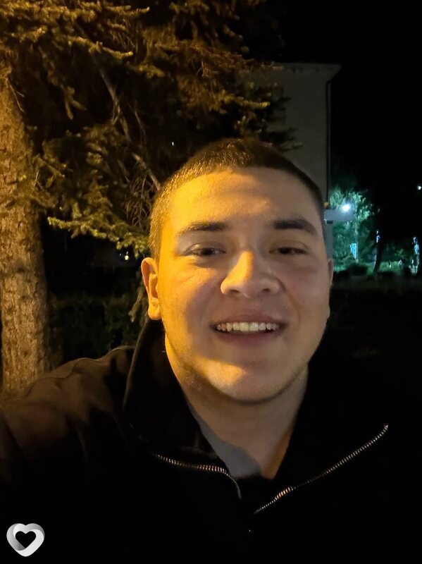 Яша, 21, Тольятти — анкета №2887568
