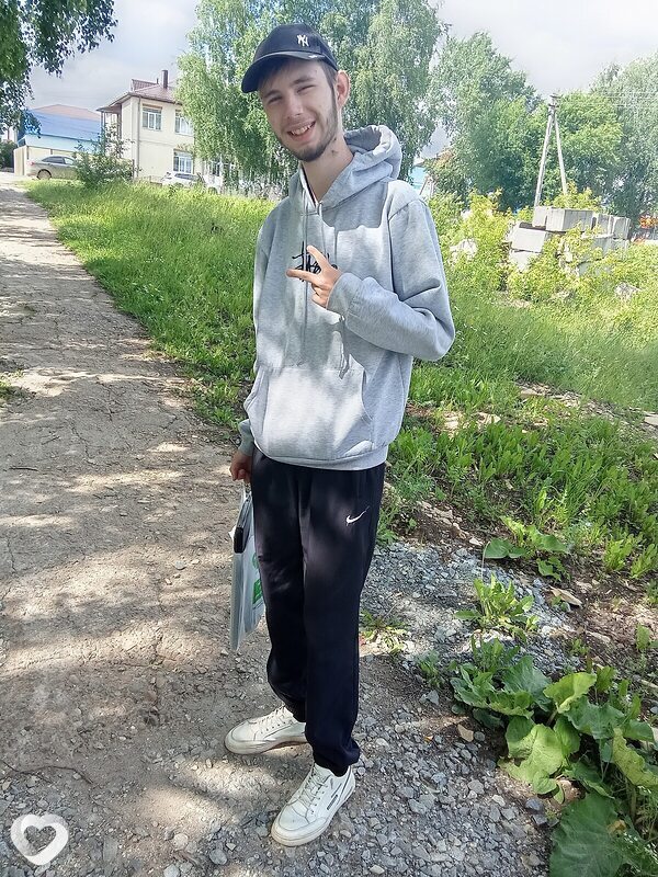 Ярослав, 24, Перми — анкета №2887582