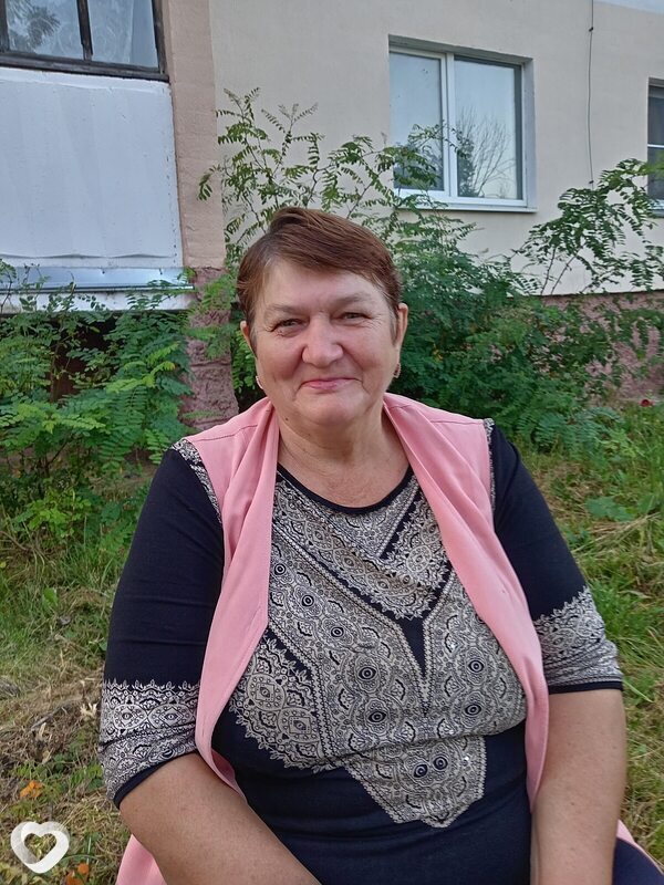 Елена, Корма