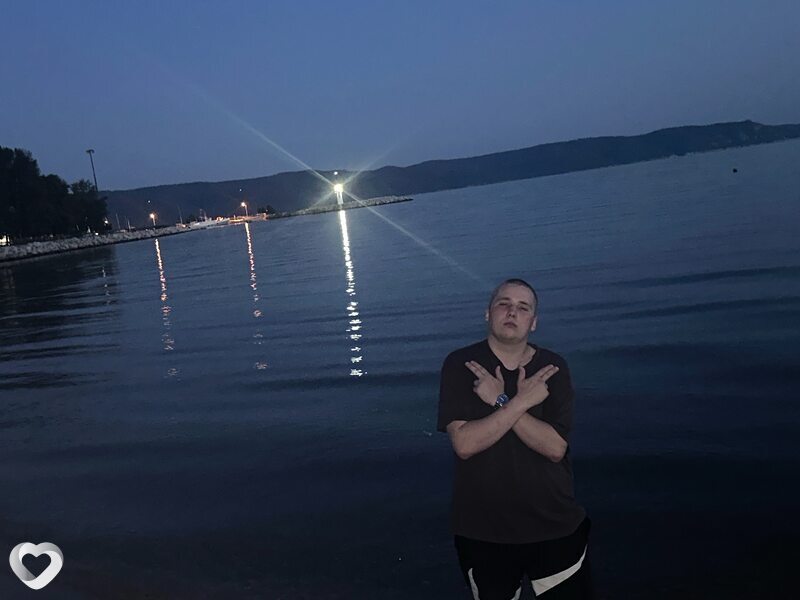 Алексей, 21, Самаре — анкета №2888771