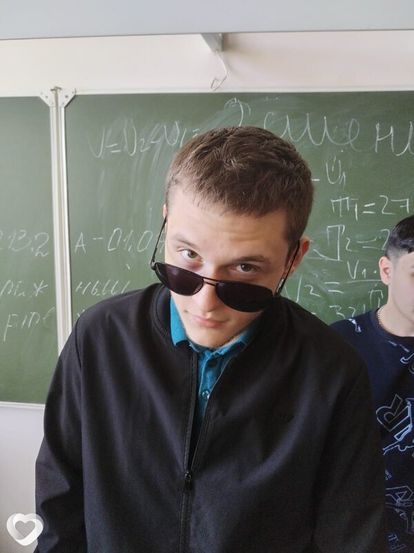 Кирилл, 18, Армавире — анкета №2888776