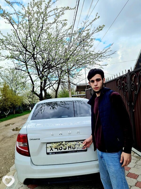 Демьян, 25, Геленджике — анкета №2888304
