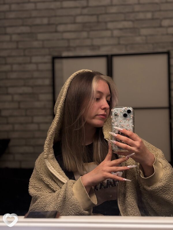 Алина, 22, Череповце — анкета №2888469