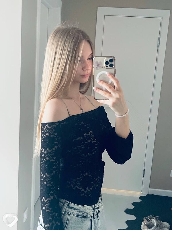 Элина, 22, Санкт-Петербурге — анкета №2888800