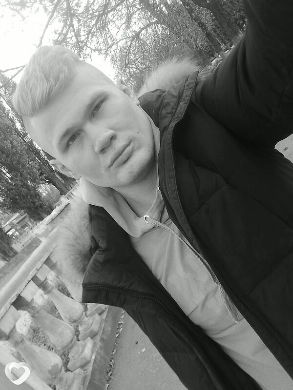 Валерий, 27, Торезе — анкета №2888969