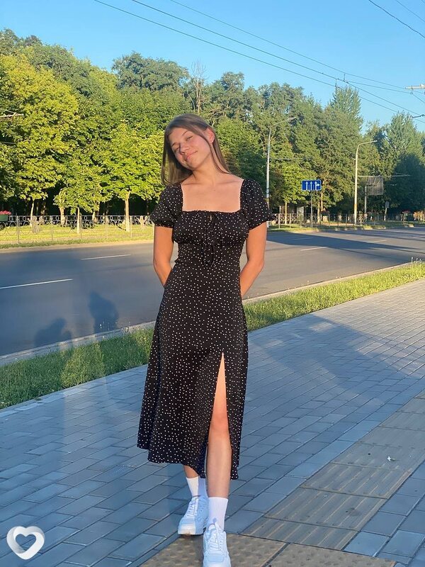 Анастасия, 19, Минске — анкета №2888531