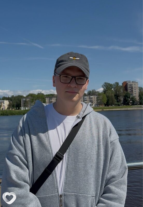 Виктор, 20, Краснодаре — анкета №2888647