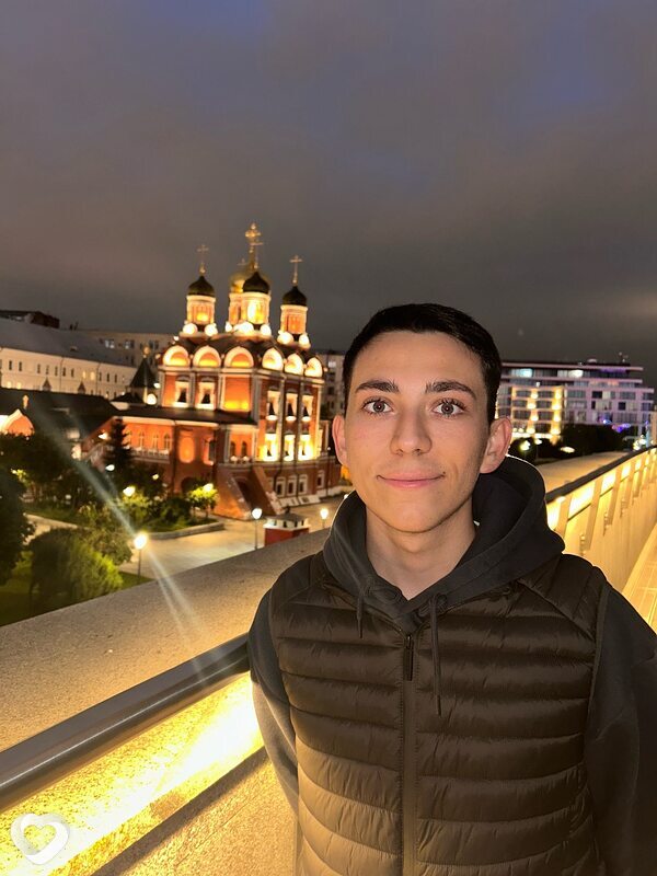 Ваня, 19, Москве — анкета №2889188