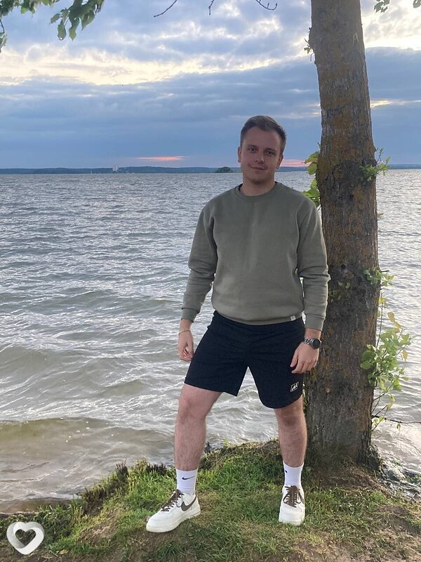 Денис, 24, Минске — анкета №2889366