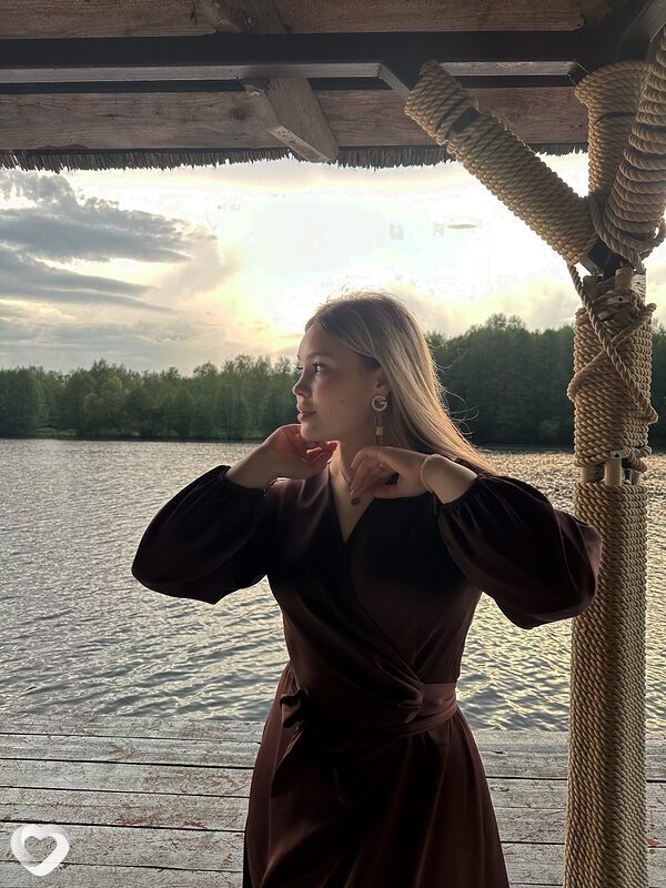 Инна, 20, Балашихе — анкета №2889606