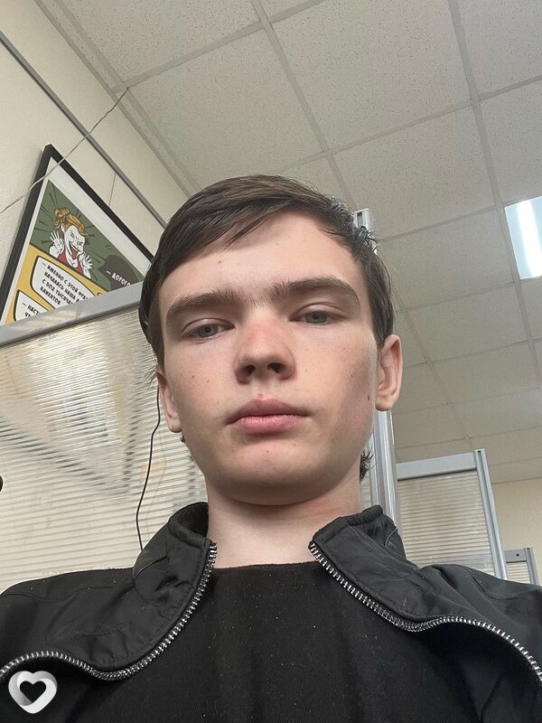 Егор, 19, Новосибирске — анкета №2889617