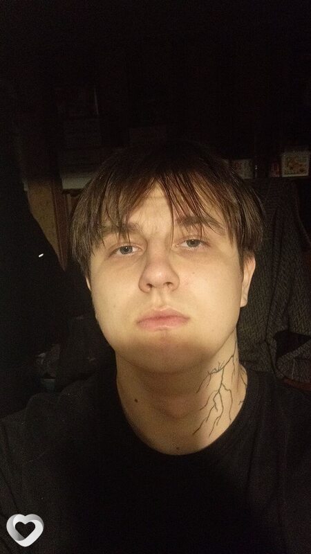 Сережа, 21, Кривое Роге — анкета №2889691