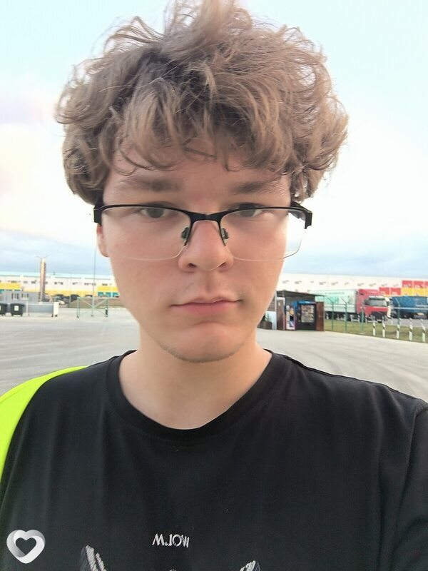 Илья, 20, Краснодаре — анкета №2889857