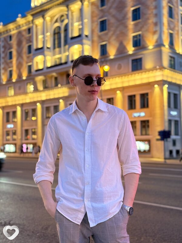 Кирилл, 20, Москве — анкета №2889882