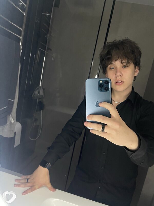 Михаил, 19, Минске — анкета №2889990