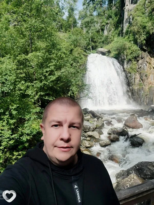 Виталий, 38, Барнауле — анкета №2890518