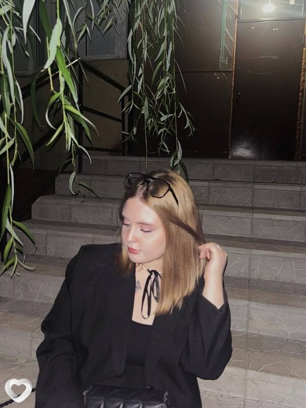 Сашуля, 21, Оренбурге — анкета №2890743