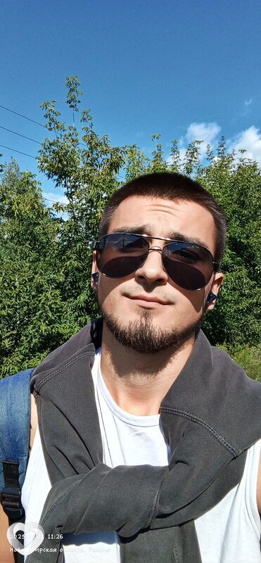 Тёма, 19, Новосибирске — анкета №2891206