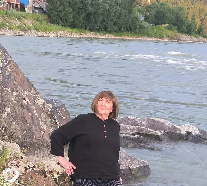 Лада, 58, Горно-Алтайске — анкета №2891277