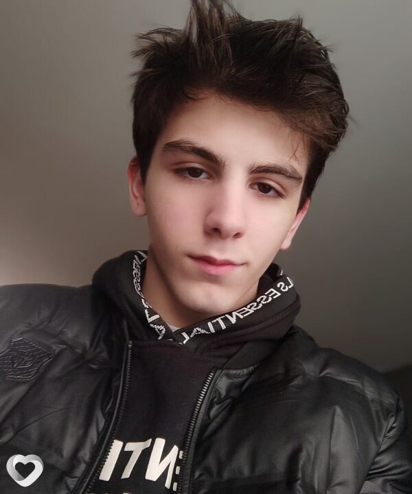 Илья, 22, Новосибирске — анкета №2891729