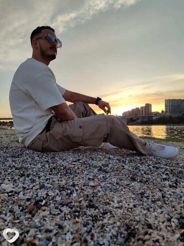 Аюб, 31, Москве — анкета №2891759