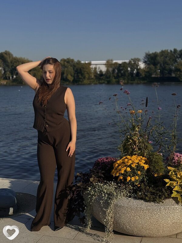 Вероника, 19, Москве — анкета №2892217
