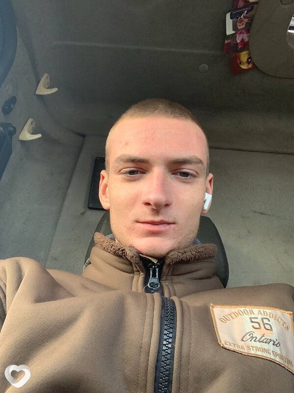 Антон, 21, Варшава — анкета №2892707