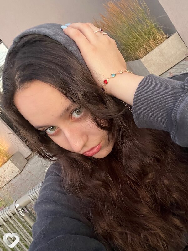 Настя, 20, Сочи — анкета №2892871