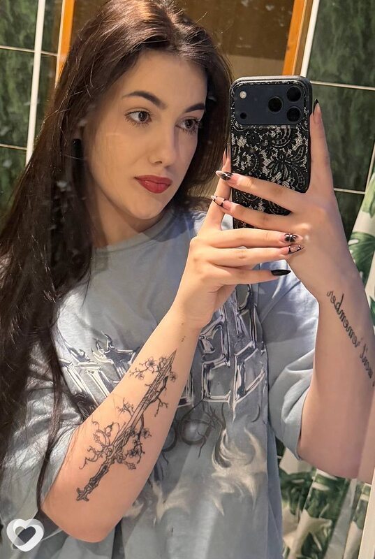 Анна, 19, Ярославле — анкета №2893136